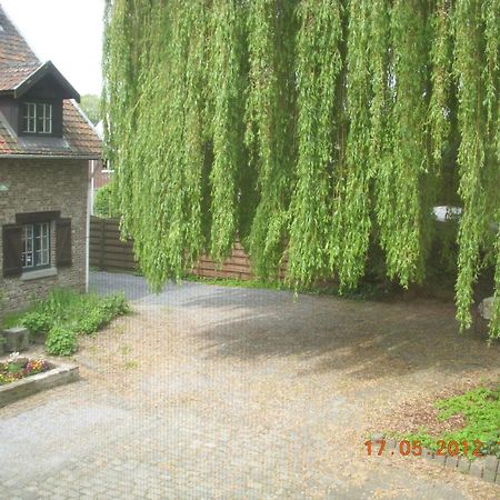 B&B De Dubbelmolen Tongeren Exterior photo