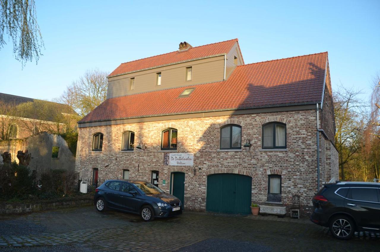 B&B De Dubbelmolen Tongeren Exterior photo